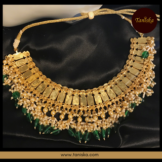 ARIAYANA Traditional Pachi-Kundan Necklace Set