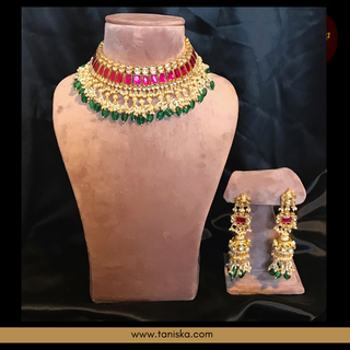 ARIAYANA Traditional Pachi-Kundan Necklace Set