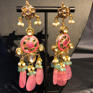 EESHA Pink Kundan Necklace Set