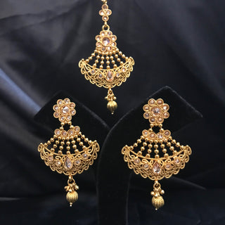 Antique Gold Earring & Tikka Set - Golden