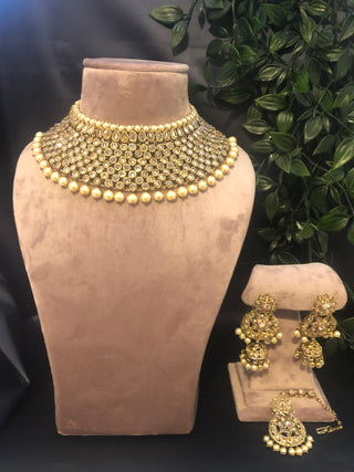 Pearly Necklace Set (Necklace, Earrings, Tikka) - Golden