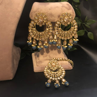 Pearly Antique Gold Necklace Set (Necklace, Earrings, Tikka) - Golden / Blue