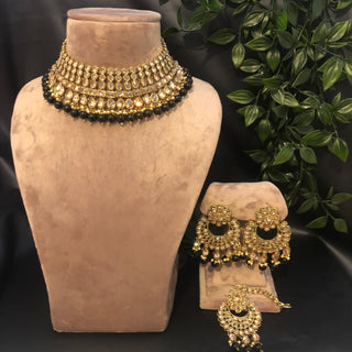 Pearly Antique Gold Necklace Set (Necklace, Earrings, Tikka) - Golden / Black