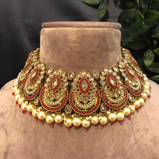 Pearly Antique Gold Necklace Set (Necklace, Earrings, Tikka) - Golden / Red