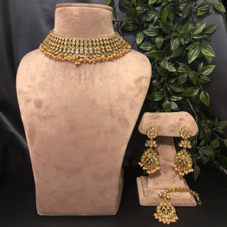 Pearly Antique Gold Necklace Set (Necklace, Earrings, Tikka) - Golden / Peach