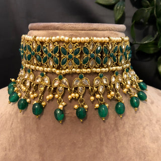 Pearly Antique Gold Necklace Set (Necklace, Earrings, Tikka) - Golden / Emerald Green