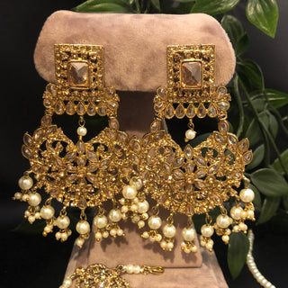 Pearly Antique Gold Necklace Set (Necklace, Earrings, Tikka) - Golden / Golden