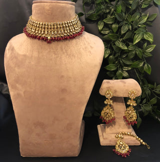 Pearly Antique Gold Necklace Set (Necklace, Earrings, Tikka) - Golden / Maroon