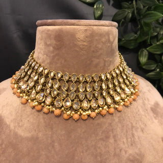 Pearly Antique Gold Necklace Set (Necklace, Earrings, Tikka) - Gold / Peach