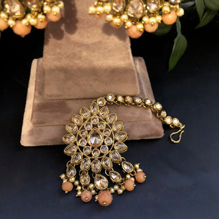 Pearly Antique Gold Necklace Set (Necklace, Earrings, Tikka) - Gold / Peach