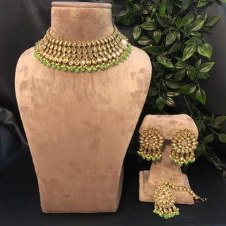 Pearly Antique Gold Necklace Set (Necklace, Earrings, Tikka) - Gold / Mint