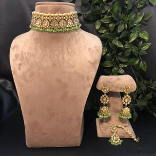 Pearly Antique Gold Necklace Set (Necklace, Earrings, Tikka) - Gold / Mint