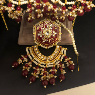 Pearly Antique Gold Necklace Set (Necklace, Earrings, Tikka) - Gold / Maroon