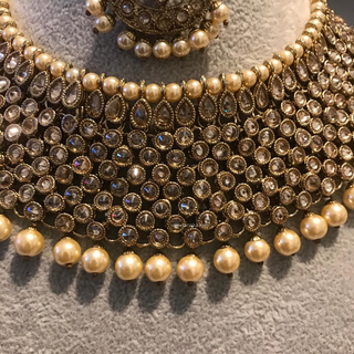 SONAM Golden Necklace Set