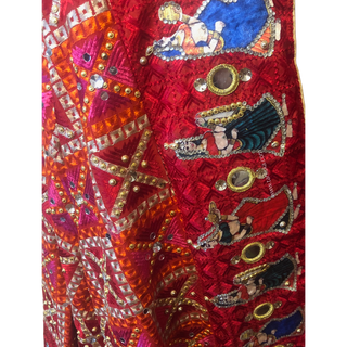 Red RAJA / RANI Phulkari Dupatta