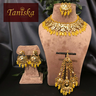 RAHA Traditional Glass Necklace Set - Yellow